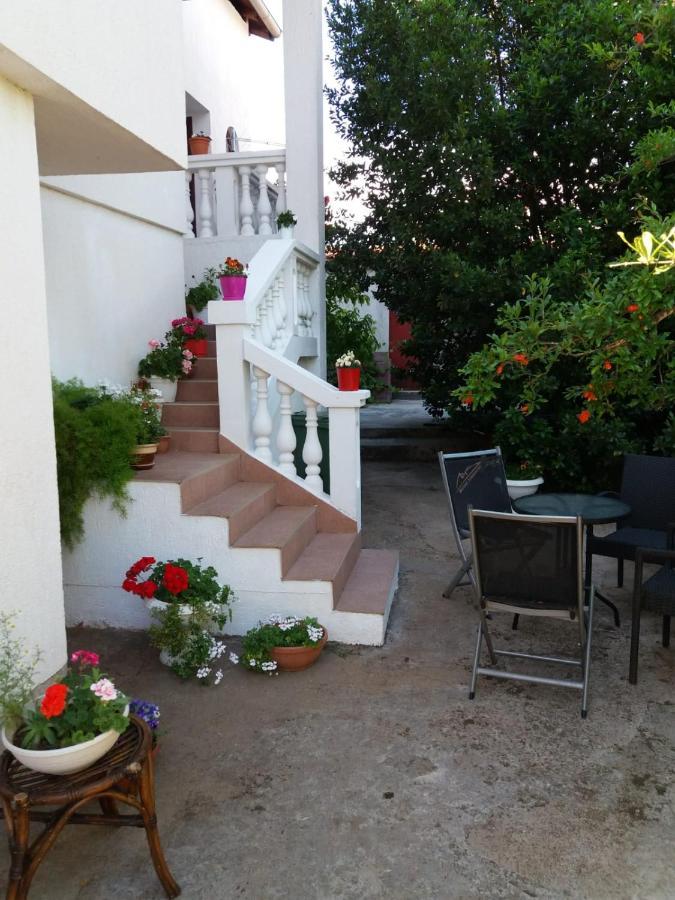 Apartman Sunce Raslina Exterior photo