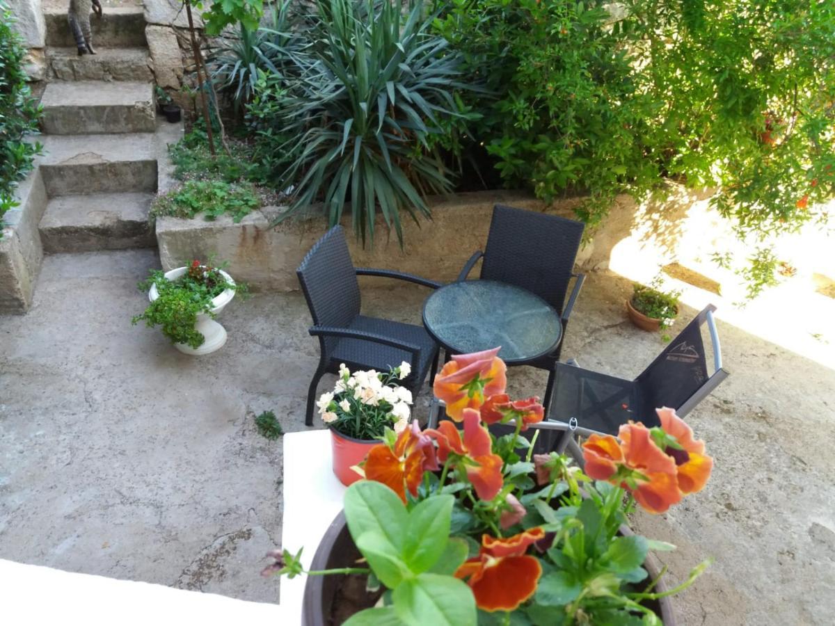 Apartman Sunce Raslina Exterior photo