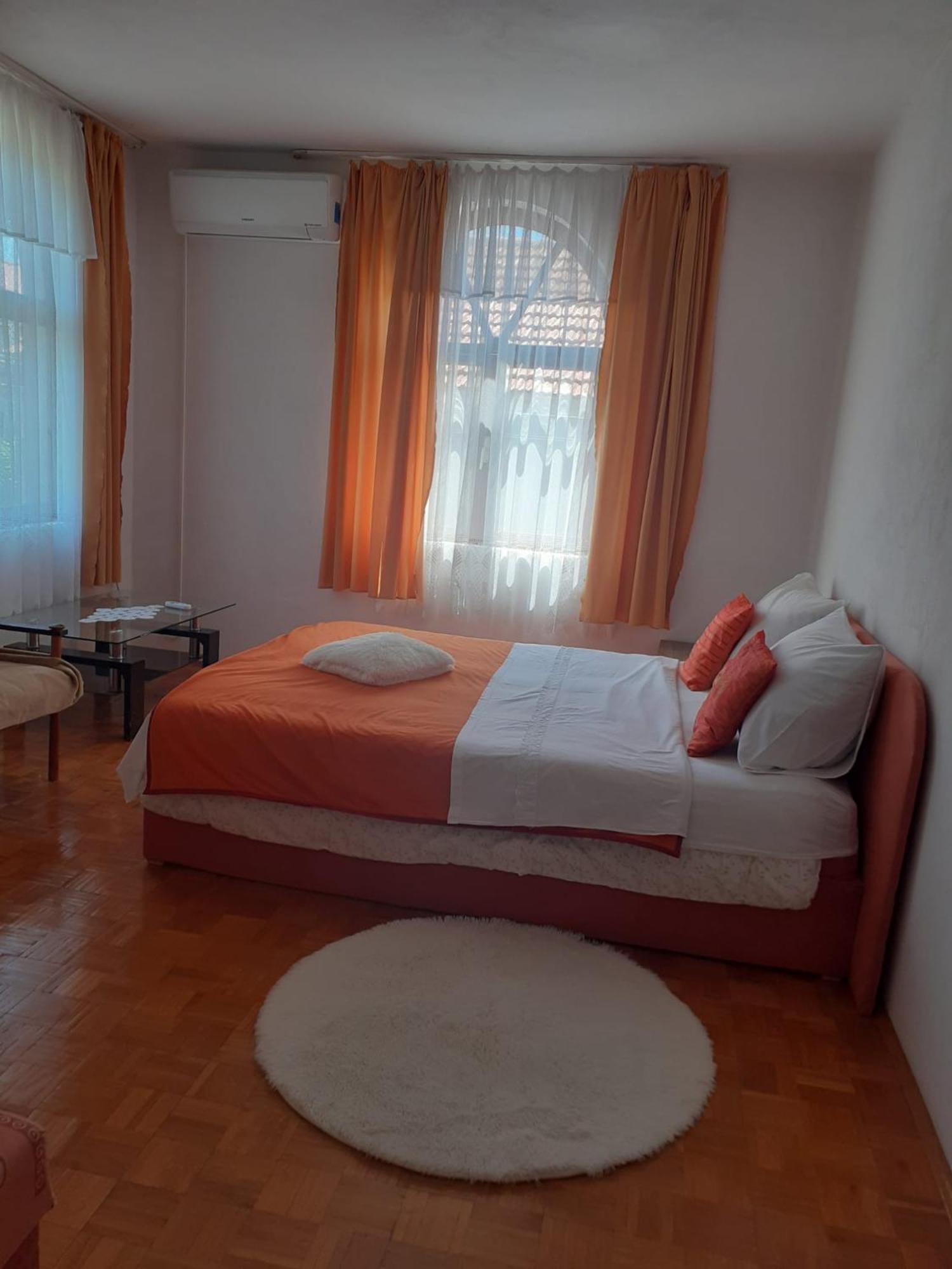Apartman Sunce Raslina Exterior photo